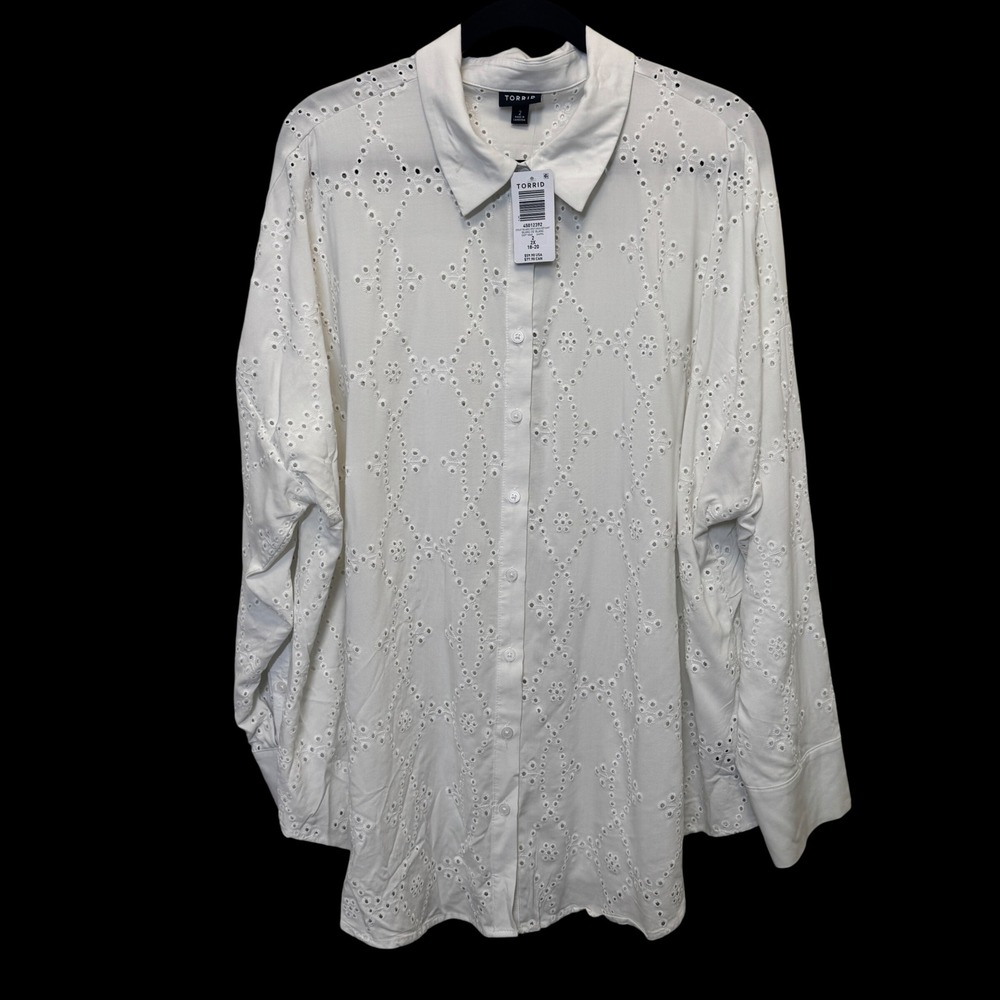 Torrid Womens Shirt 2X White Eyelet Relaxed Drop Shoulder Button Up Cottagecore
